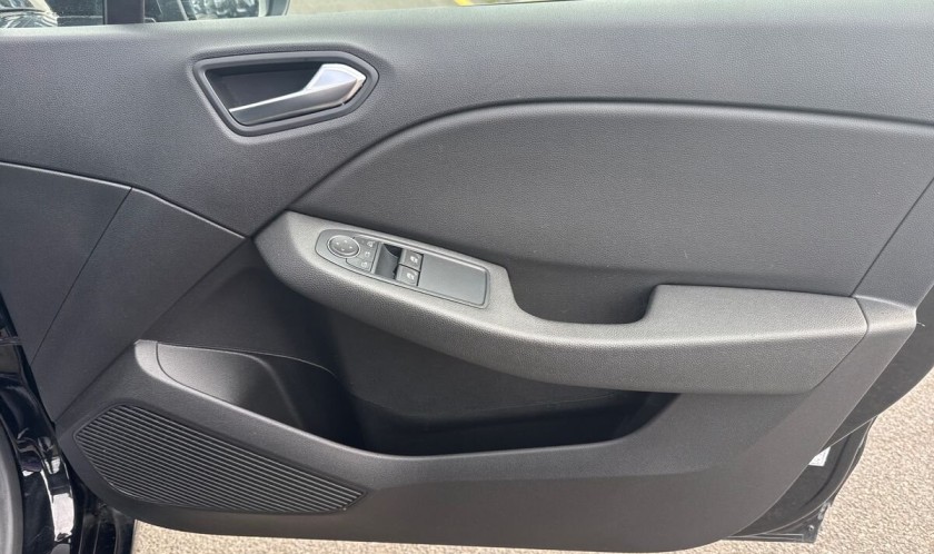 Renault Clio 1.0 TCe Iconic 5dr