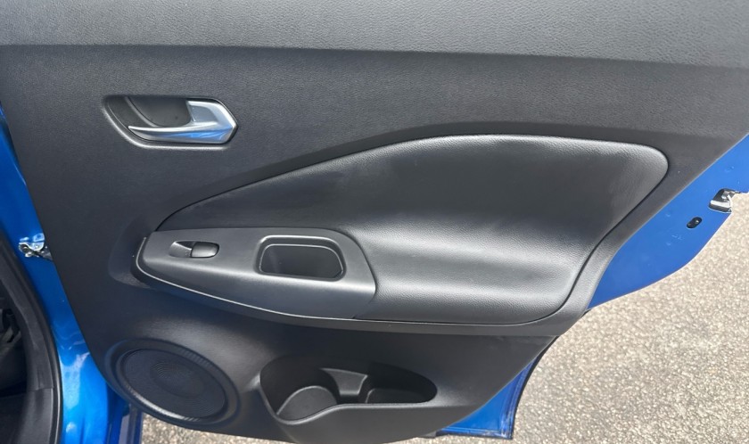 Nissan Juke 1.0 Dig-T N-Connecta Automatic