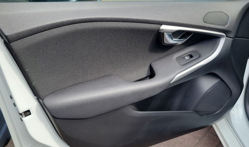 Volvo V40 1.6 T2 ES 5dr