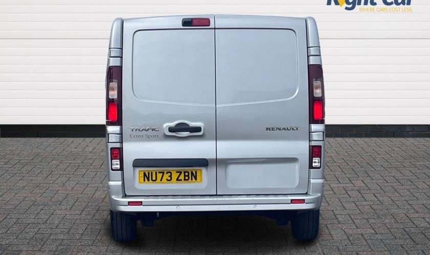 Renault Trafic LL30 2.0 dCi Extra Sport Automatic Price+Vat