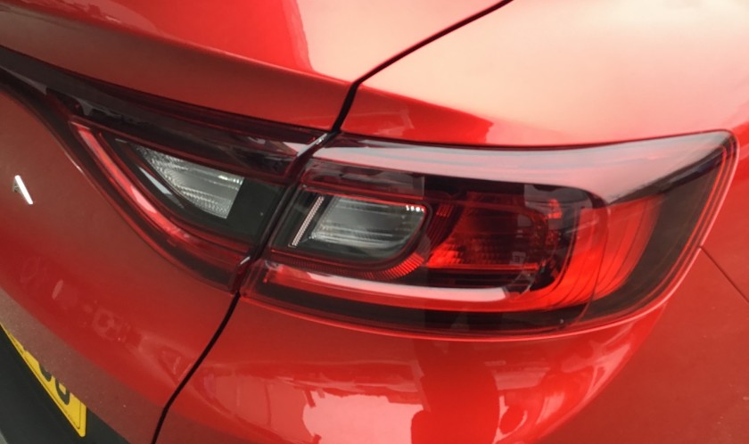 Renault Arkana 1.3 MHEV techno EDC 2WD Euro 6 (s/s) 5dr