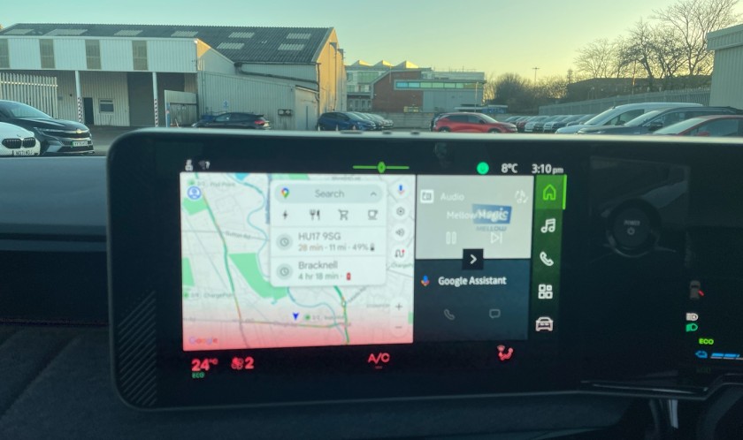 Renault 4 E-Tech electric Comfort Range 52kWh Techno Automatic