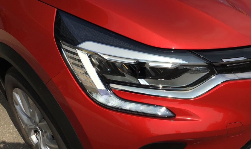 Renault Captur 1.0 TCe Iconic 5dr