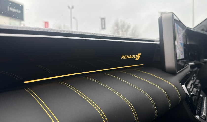 Renault 5 E-Tech electric 90kW Iconic Five Urban Range 40kWh