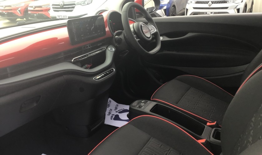 Fiat 500E 42 Kwh Red Automatic