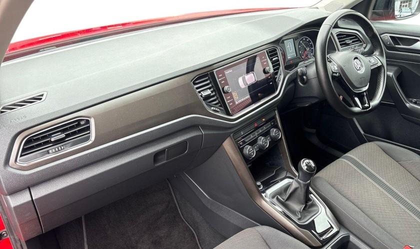 Volkswagen T-Roc 1.0 TSI SE 5dr