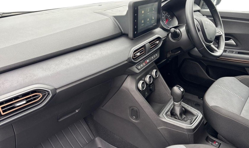 Dacia Sandero Stepway 1.0 TCe EXTREME CVT 5dr