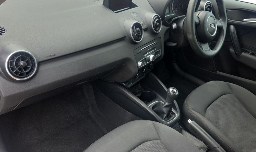 Audi A1 1.6 TDI SE Sportback 5dr