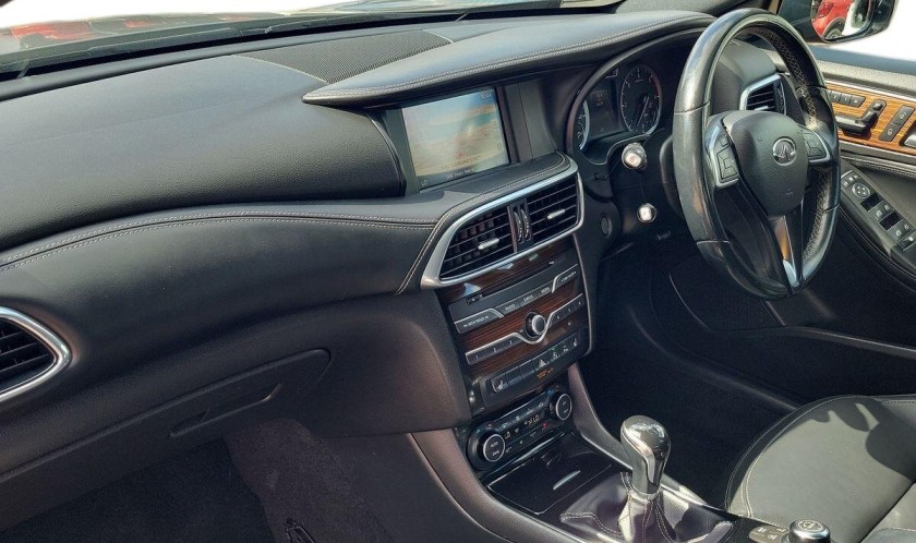 Infiniti Q30 1.5d Premium Tech 5dr
