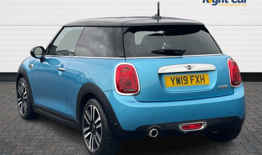 Mini Hatch 1.5 Exclusive