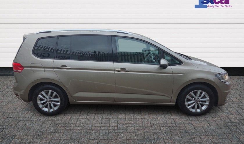 Volkswagen Touran Se Tdi Bmt