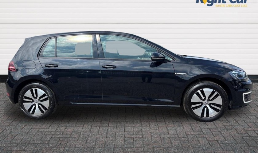 Volkswagen E-Golf 35.8kWh e-Golf Auto 5dr