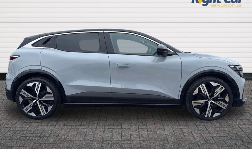 Renault Megane E-Tech 60kWh iconic Auto 5dr (optimum charge)