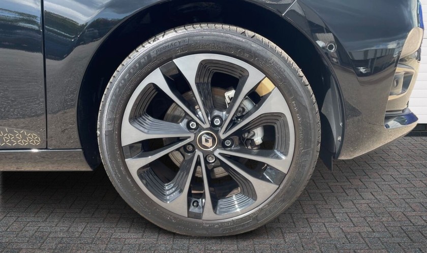 Renault Zoe R135 EV50 52kWh Iconic Auto 5dr (Boost Charge)