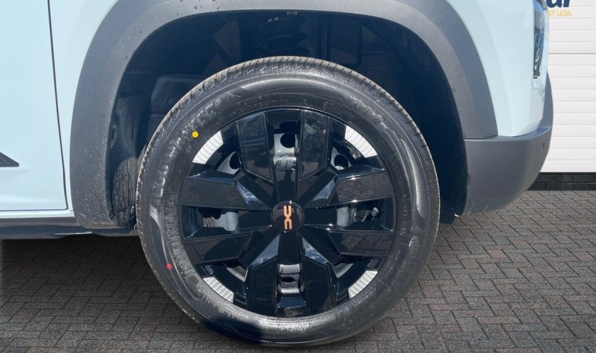 Dacia Spring 100 24.3kWh EXTREME Auto 5dr
