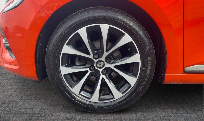 Renault Clio 1.0 TCe Iconic 5dr