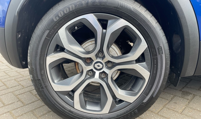 Renault Captur 1.0 TCe techno Euro 6 (s/s) 5dr