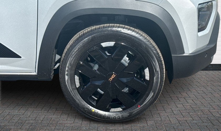Dacia Spring 100 24.3kWh EXTREME Auto 5dr