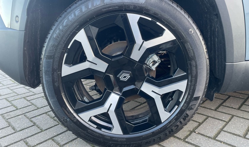 Renault 4 E-Tech electric Comfort Range 52kWh Techno Automatic