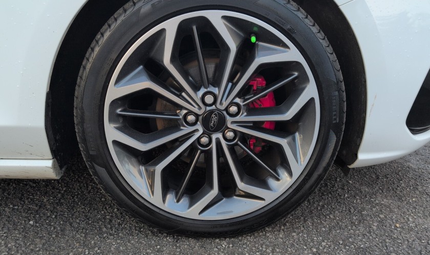 Ford Focus 1.5 St-Line Vignale E-B