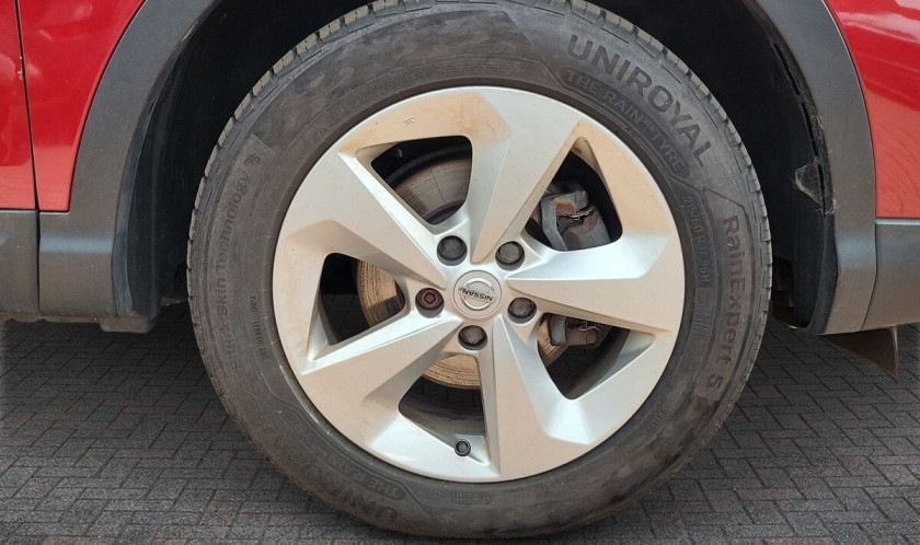 Nissan Qashqai 1.2 DIG-T Acenta 5dr
