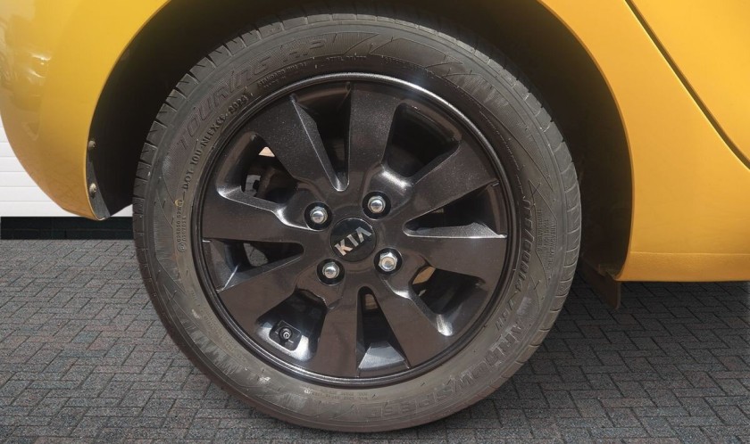 Kia Picanto 1.0 SR7 5dr