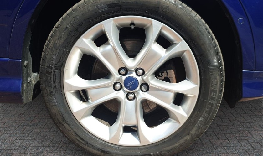 Ford Kuga 2.0 TDCi Titanium Sport 2WD 5dr