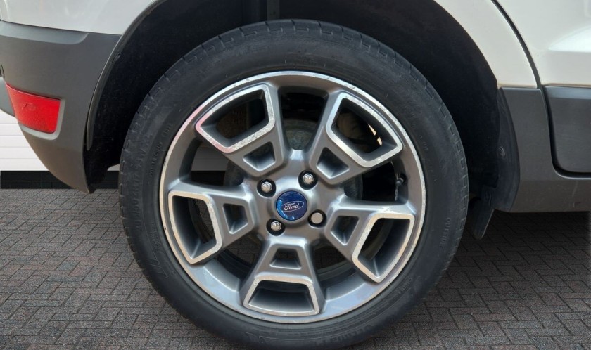 Ford EcoSport 1.5 TDCi Titanium 2WD 5dr