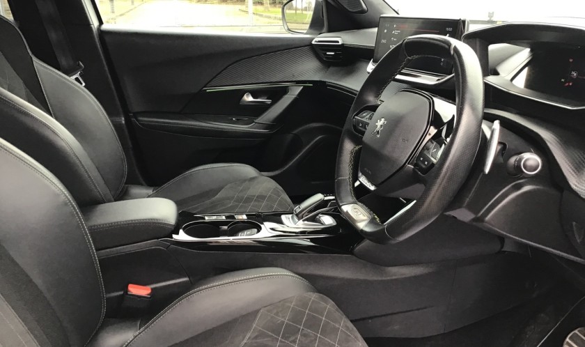 Peugeot 2008 1.2 PureTech GT Premium EAT 5dr