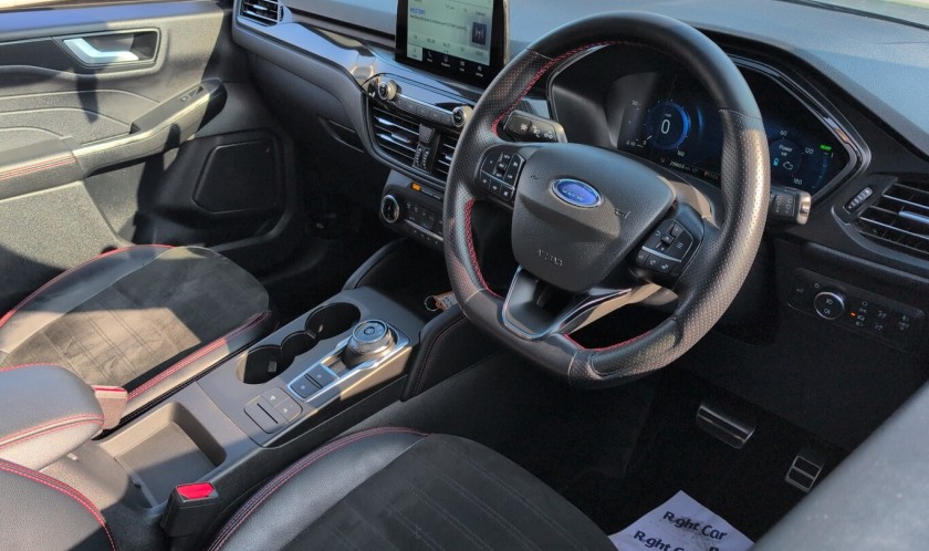 Ford Kuga 2.5 St-Line X Edition Hev