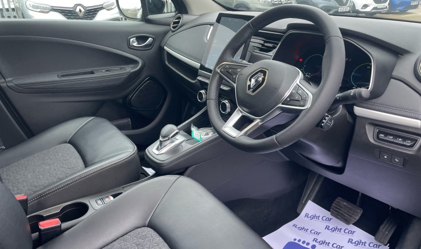 Renault ZOE R135 EV50 52kWh Iconic Boost Charge