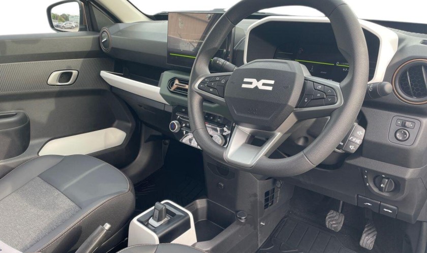 Dacia Spring 100 24.3kWh EXTREME Auto 5dr