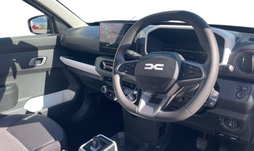 Dacia Spring 100 24.3kWh EXTREME Auto 5dr