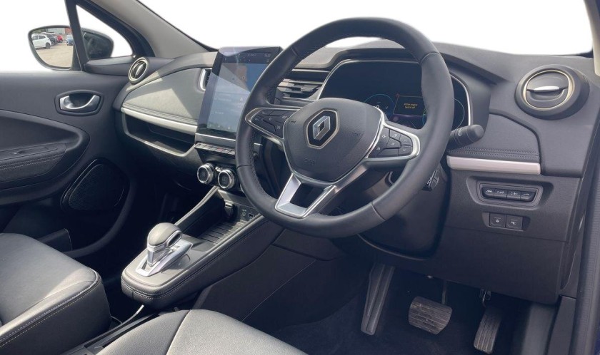 Renault Zoe R135 EV50 52kWh Iconic Auto 5dr (Boost Charge)