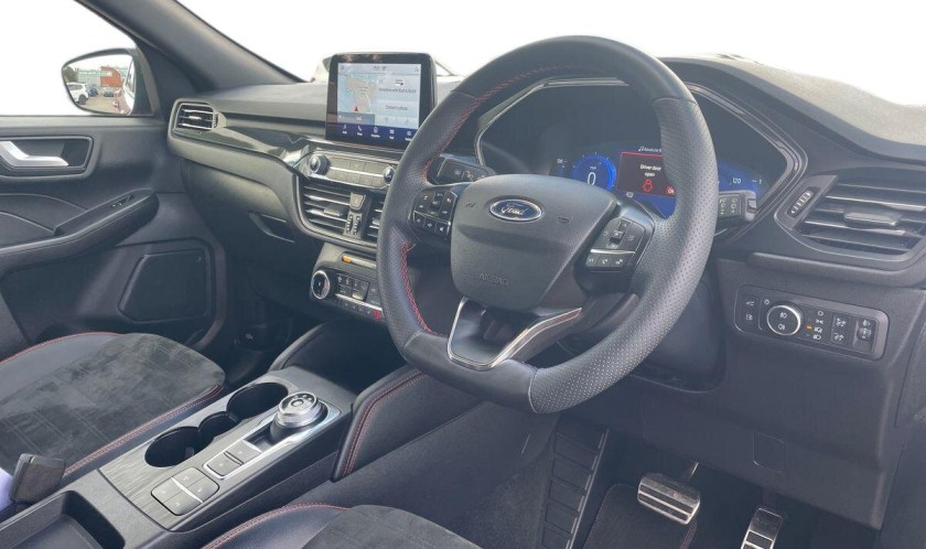 Ford Kuga 2.5 Duratec 14.4kWh Black Package Edition CVT 5dr