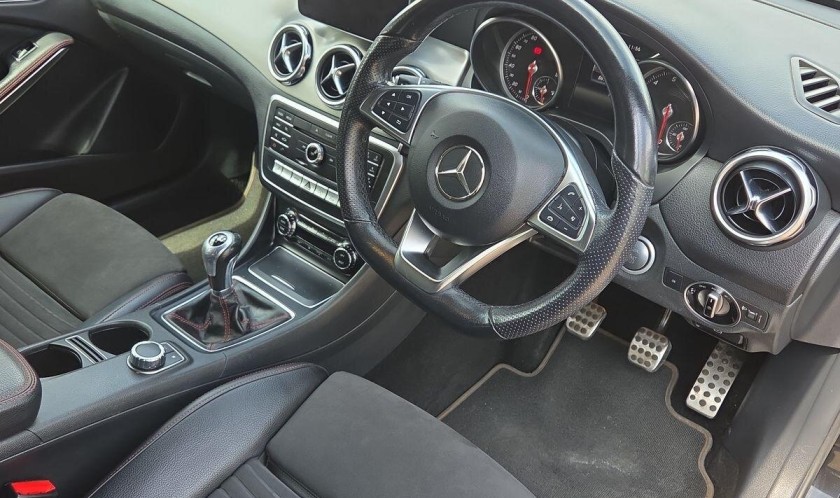 Mercedes GLA 1.6 GLA200 AMG Line (Executive) 5dr