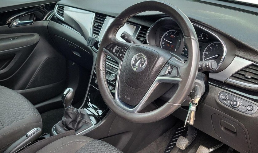 Vauxhall Mokka X 1.6i Design Nav 5dr