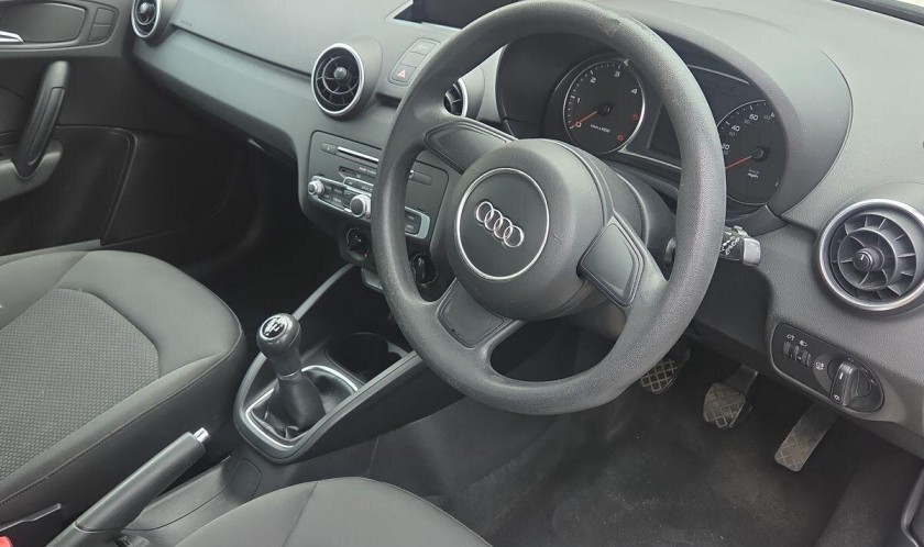 Audi A1 1.6 TDI SE Sportback 5dr