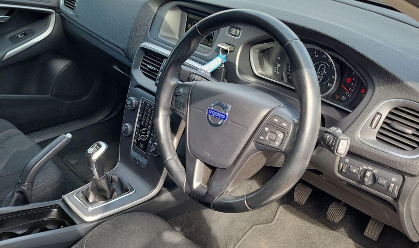 Volvo V40 1.6 T2 ES 5dr
