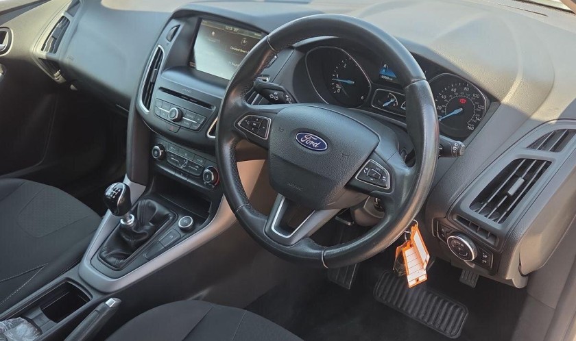 Ford Focus 1.5 TDCi Zetec 5dr