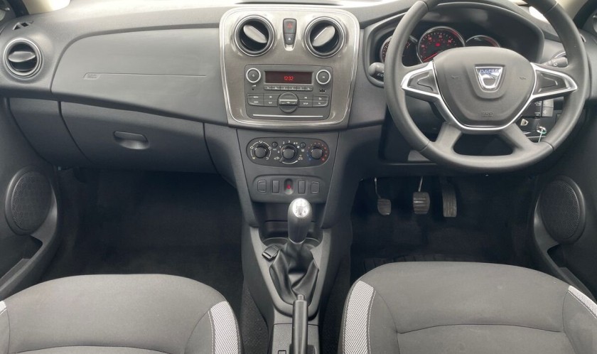 Dacia Sandero Stepway 0.9 TCe Essential Euro 6 (s/s) 5dr