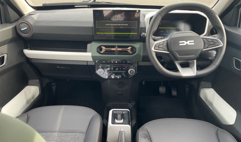 Dacia Spring 100 24.3kWh EXTREME Auto 5dr
