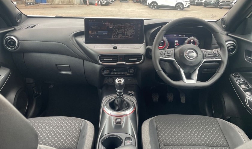 Nissan Juke 1.0 DIG-T N-Connecta 5dr