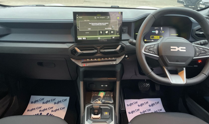 Dacia DUSTER 1.6 Hybrid 140 Journey Automatic