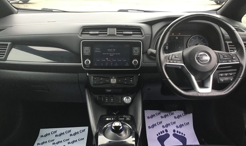 Nissan Leaf 40kWh N-Connecta Automatic