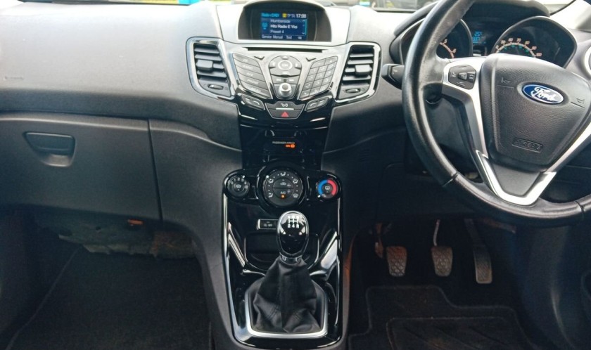 Ford Fiesta 1.0T EcoBoost Zetec 5dr