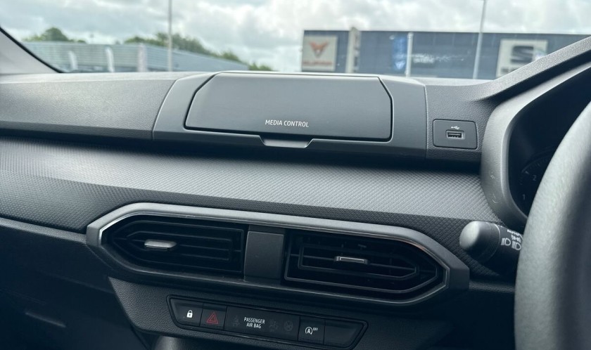Dacia Sandero 1.0 SCe Essential 5dr