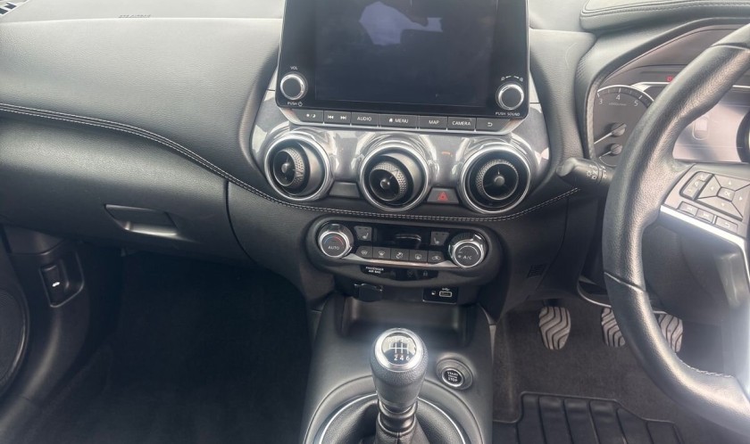 Nissan Juke 1.0 DIG-T Tekna 5dr