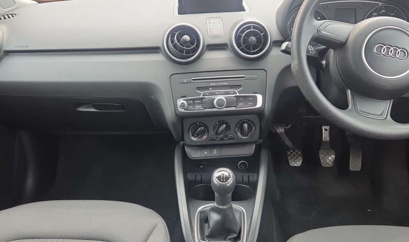 Audi A1 1.6 TDI SE Sportback 5dr