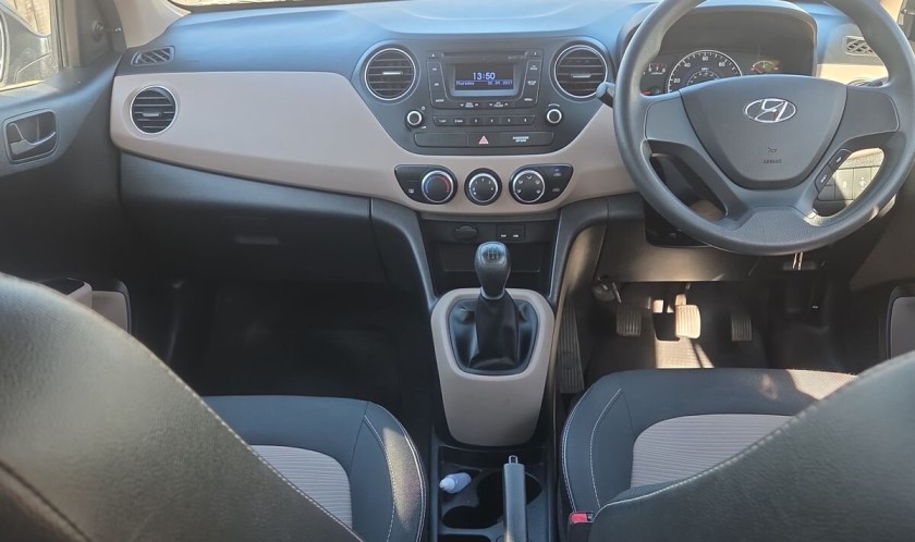 Hyundai i10 1.0 S 5dr